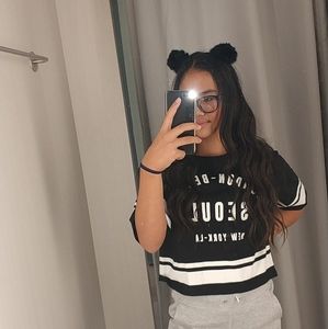 Meet your Posher, Crystal